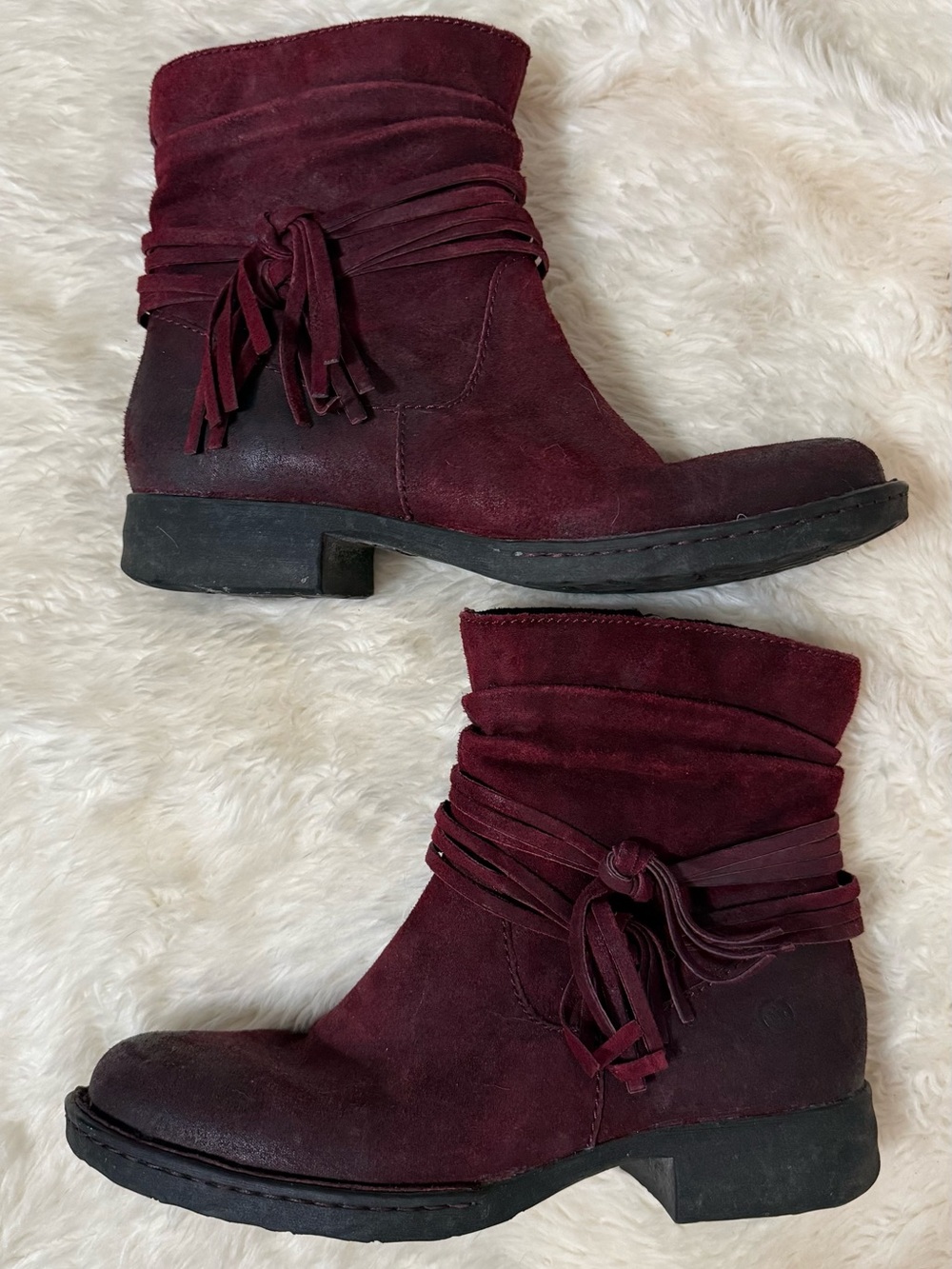 Women’s BORN boots size 7.5